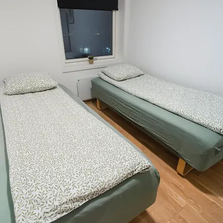 Appartement Cozy Aurora View - Entire 3-bedroom Fully Furnished Near Centre *