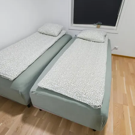 Cozy Aurora View - Entire 3-bedroom Fully Furnished Near Centre Appartement