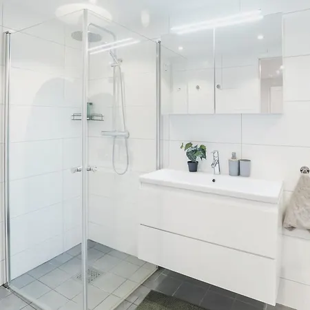 Cozy Aurora View - Entire 3-bedroom Fully Furnished Near Centre Appartement