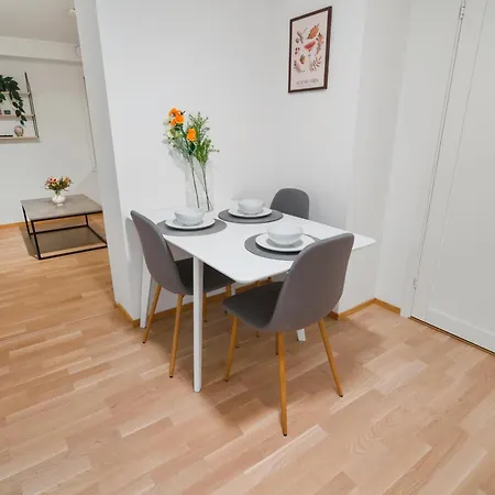 Cozy Aurora View - Entire 3-bedroom Fully Furnished Near Centre Tromsø